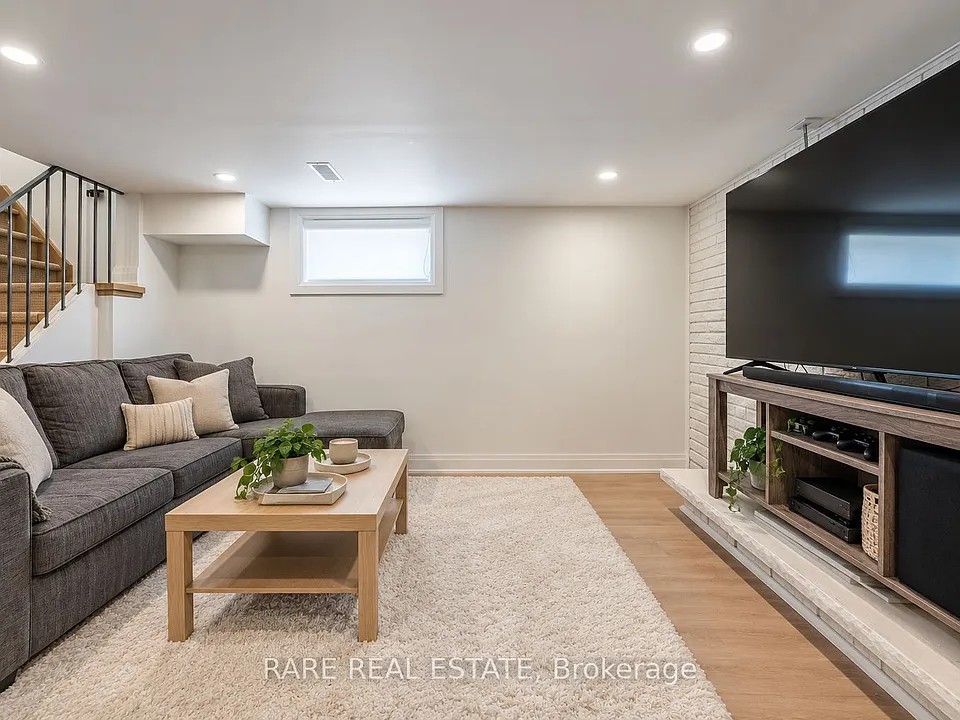 27 Fairbank Ave #1