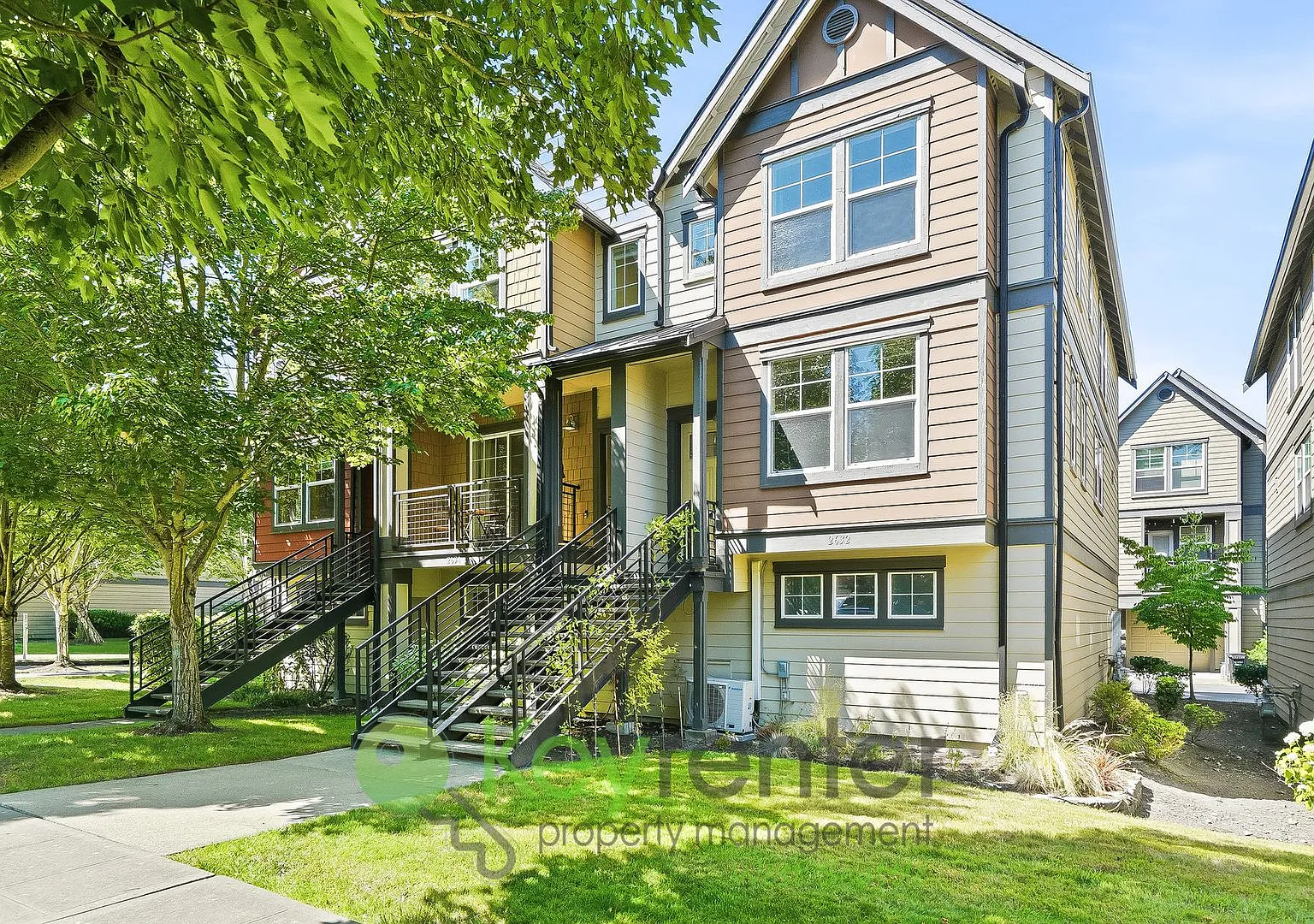 Modern Comfort Meets Classic Seattle Charm — Photo 1