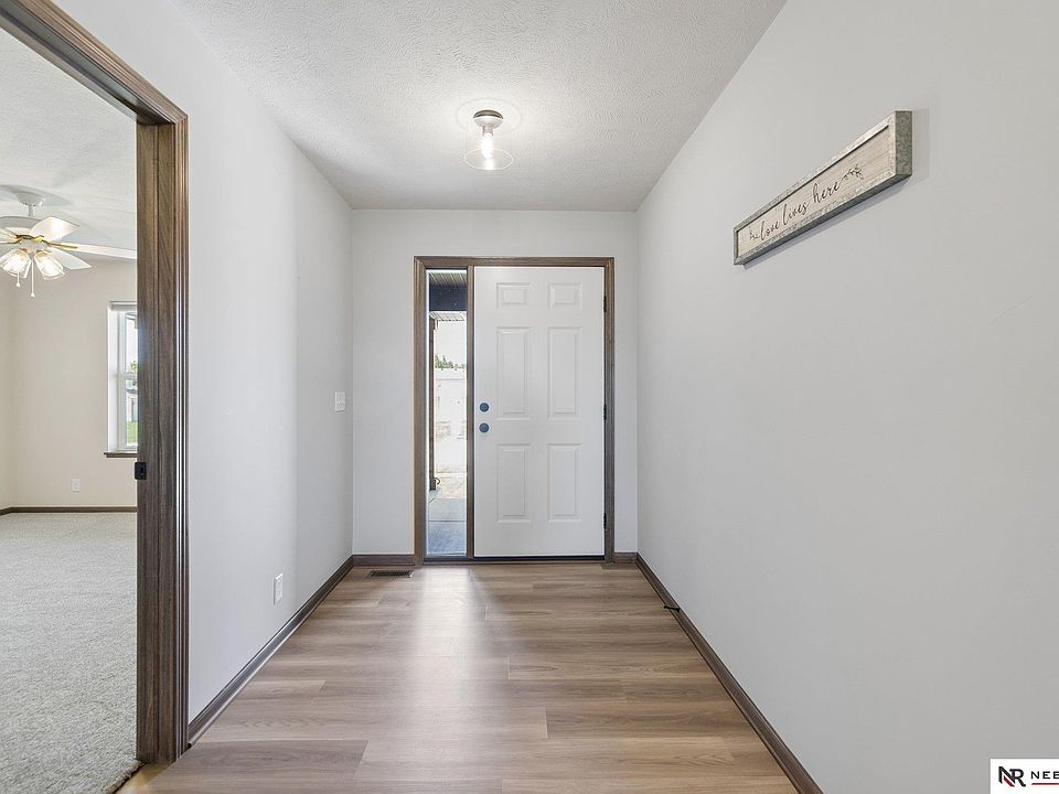 8901 Kinzie St, Lincoln, NE 68507 | MLS #22615966 | Zillow