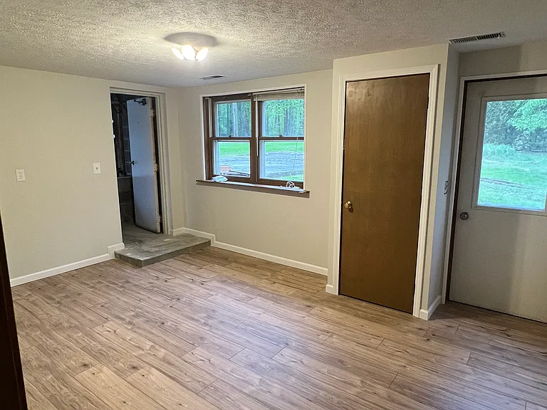8335 Shepard Rd — Photo 22