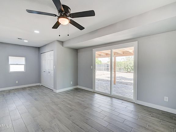 3rd image of 11060 W CANTERBURY Drive