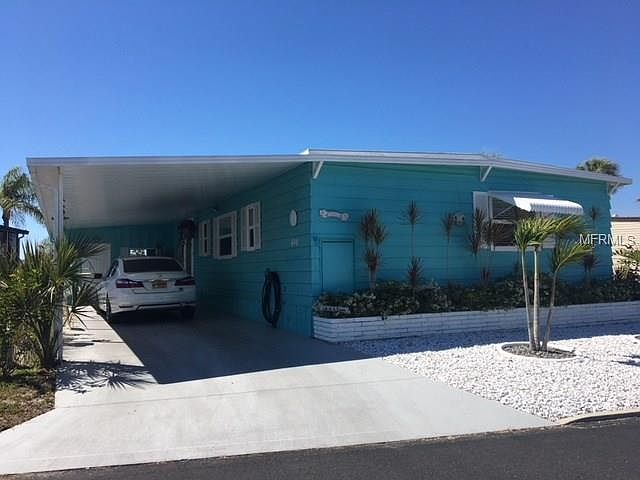1st image of 604 Cervina Dr N