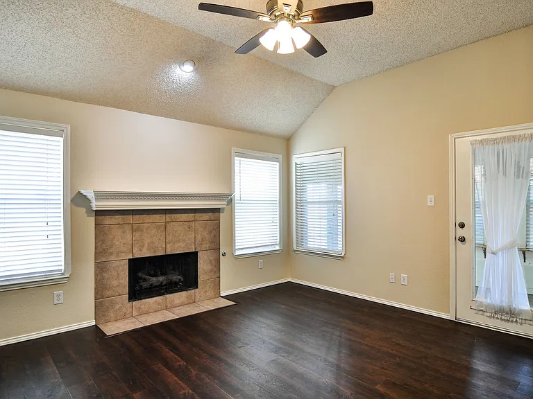3960 Bexhill Dr — Photo 14