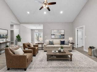 32 Periwinkle Path, Leoma, TN 38468