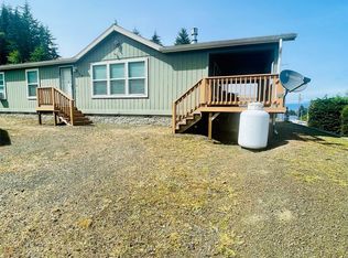 30 Raymond St, Clallam Bay, WA 98326