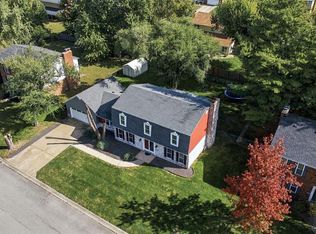 810 Meadowlark Dr, O'Fallon, IL 62269