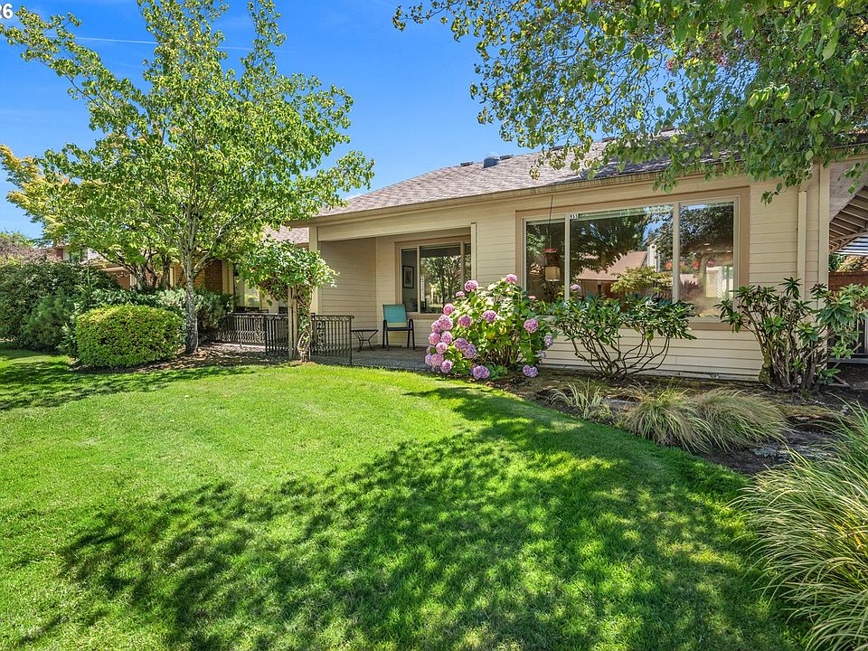 1st image of 15955 SW Greens Way