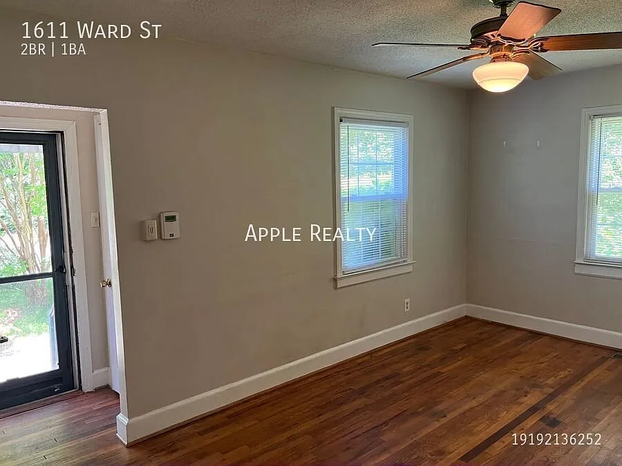 1611 Ward St - Available in September! — Photo 2