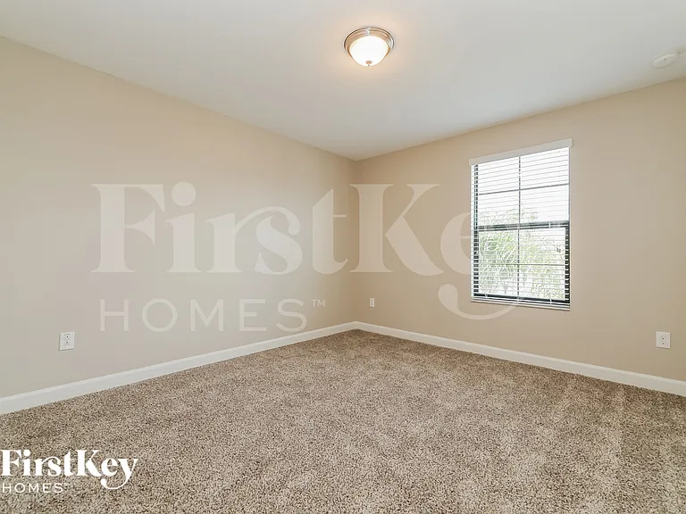 9901 Victory Gallop Loop — Photo 14