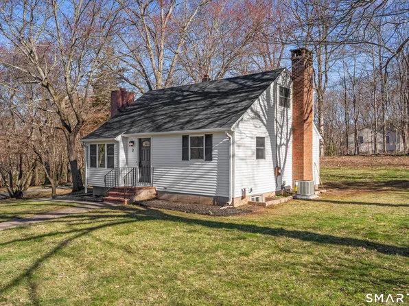 2 Burr Hill Terrace, North Branford, CT 06471