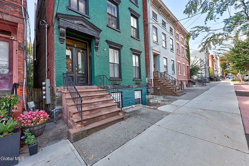 2nd image of 60 Clinton Avenue
