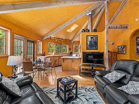 4th image of 107 Prospect Bay Rd