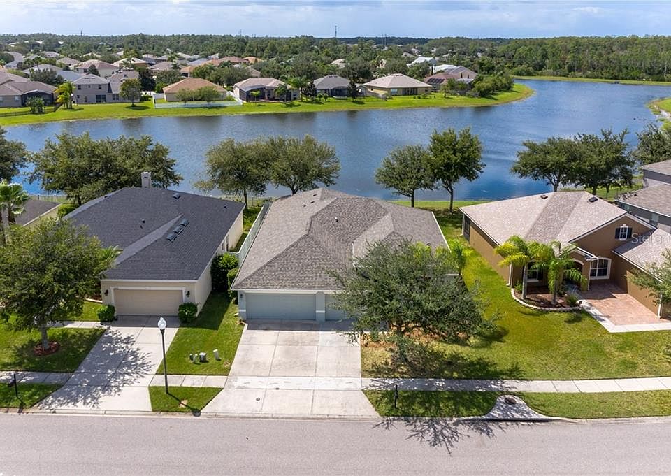 1st image of 2276 Holly Pine Cir