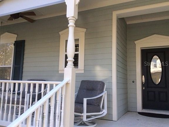 3rd image of 1539 Hanks Ave