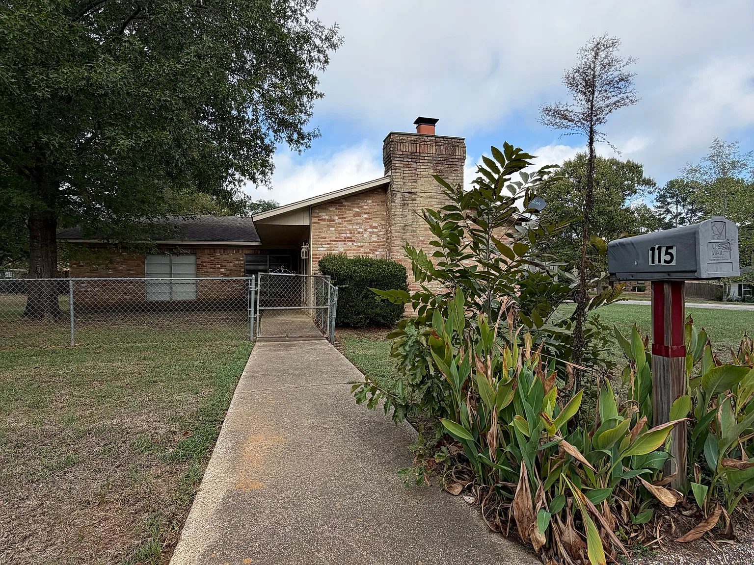 3 bed, 1692 sqft, $1,595 — Photo 2
