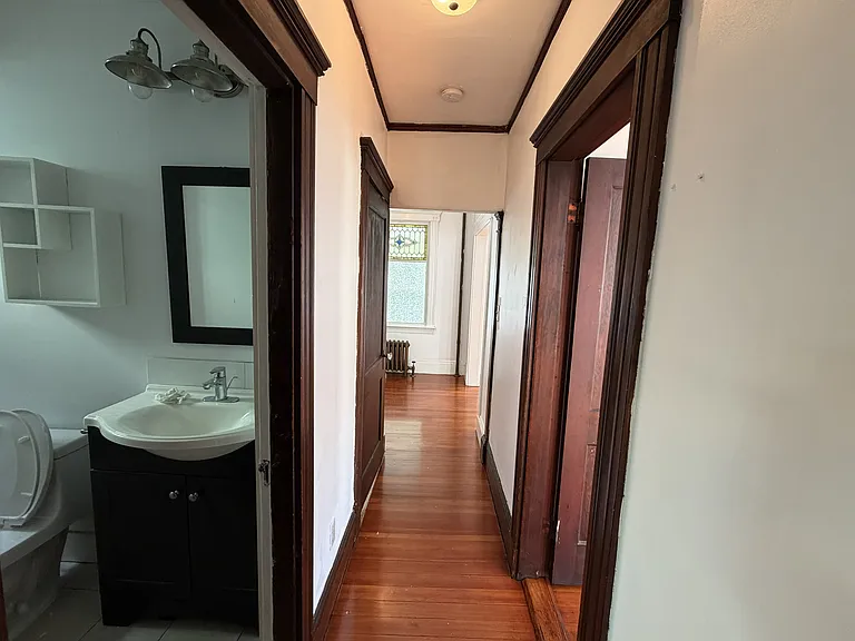 4 Wilson Ave #1 — Photo 9
