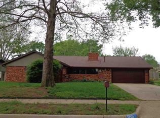 1116 Rosedale Dr, Ponca City, OK 74604