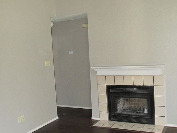 2nd image of 3008 Hilltop Dr