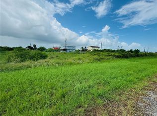 129 Glen Oak Ln, Rockport, TX 78382