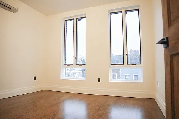 Rented by Lofts and Flats LLC | media 10