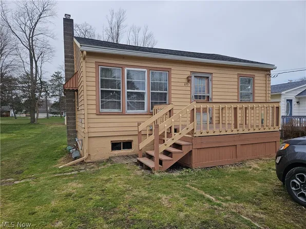 653 Baltic St, Conneaut, OH 44030