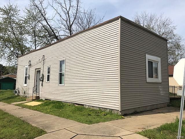 1st image of 7155 Vermont Ave