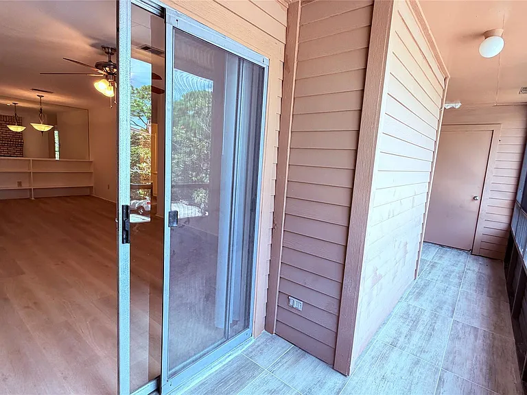 10555 Turtlewood Ct #2209 — Photo 23