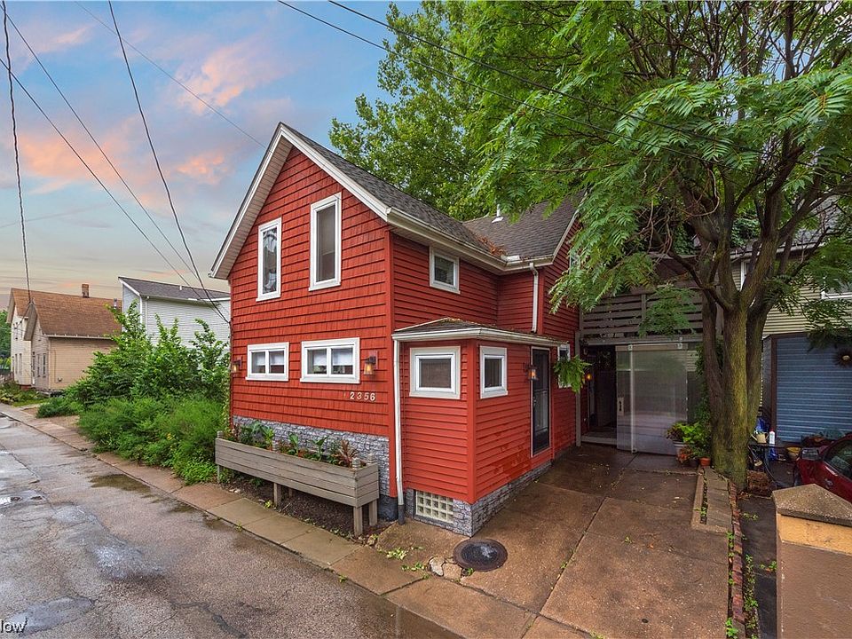1st image of 2356 Thurman Ave