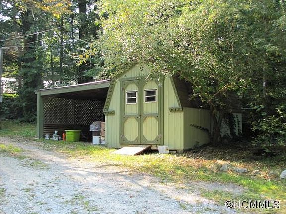 2nd image of 796 Waddell Dr