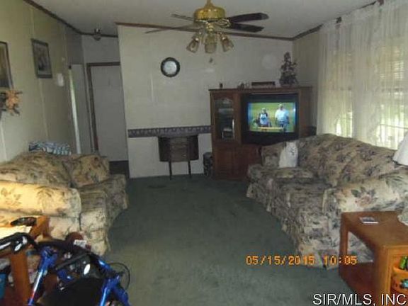 3rd image of 140 Holiday Mobile Home Park