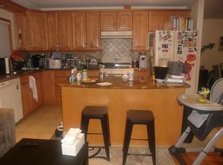 5307 190th St, Fresh Meadows, NY 11365