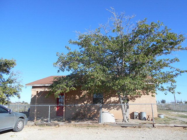1st image of 3638 N Cypress Ave