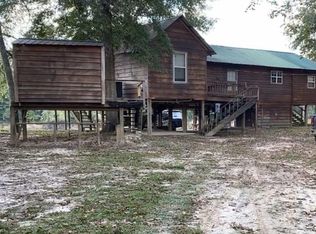 307 Oatis Camp Ln, Columbia, MS 39429