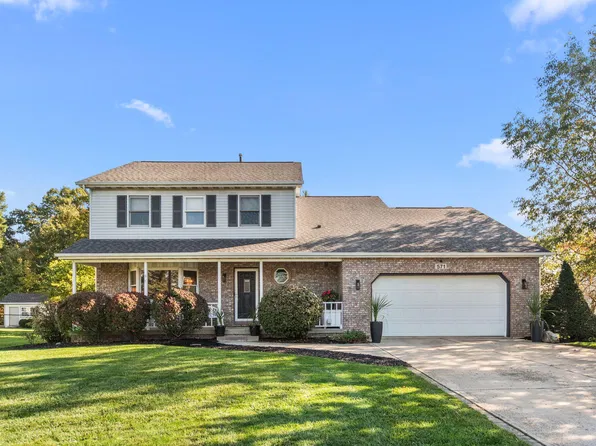 571 Glenwood Dr, Valparaiso, IN 46385