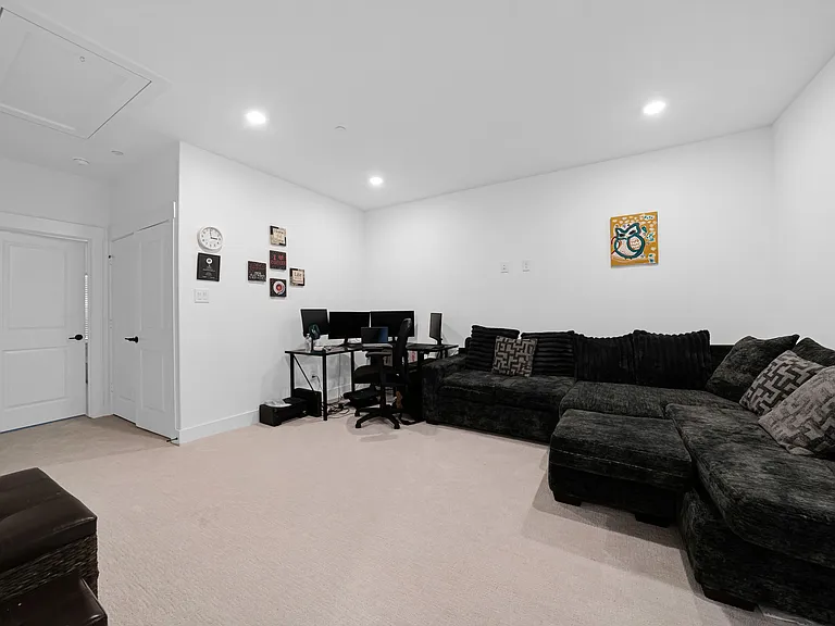 2628 Red Tailed Hawk Ln — Photo 10