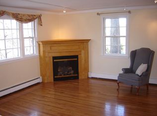 81 Main St, Acton, MA 01720