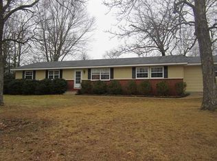 1805 Hollister Rd, Signal Mountain, TN 37377