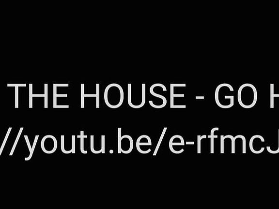 Tour the House:

December 2023 UPDATE TO THIS VIDEO: The ONLY appliances provided for a new lease are the Gas Stove, and the Dishwasher. (Washer and Dryer is NOT provided).

The nice working fridge/freezer on premise
