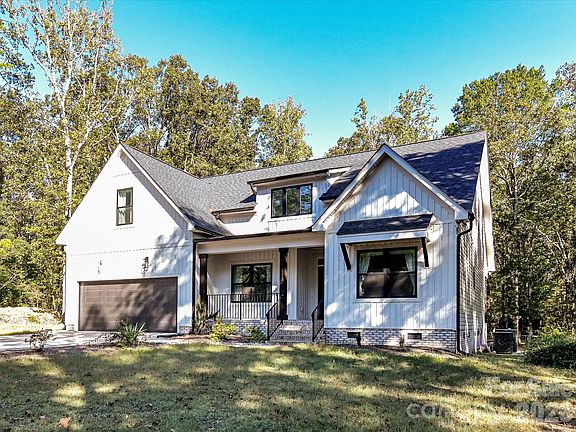 2nd image of 1115 Zeb Helms Rd