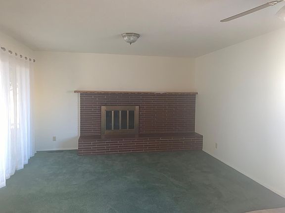 4th image of 9201 La Barranca Ave NE