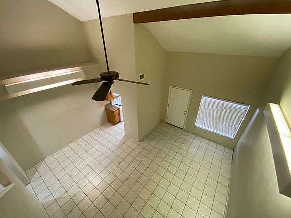 4th image of 12248 Fox Hound Ln