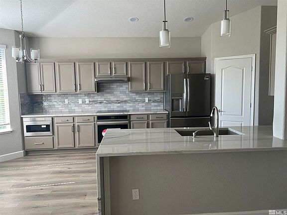 3rd image of 6970 Poco Bueno Cir