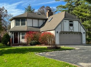 26166 N Orchard Rd, Barrington, IL 60010