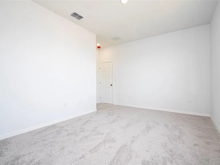 833 Colville Dr — Photo 48
