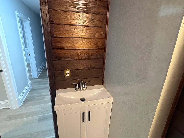 408 Olive St #B — Photo 14