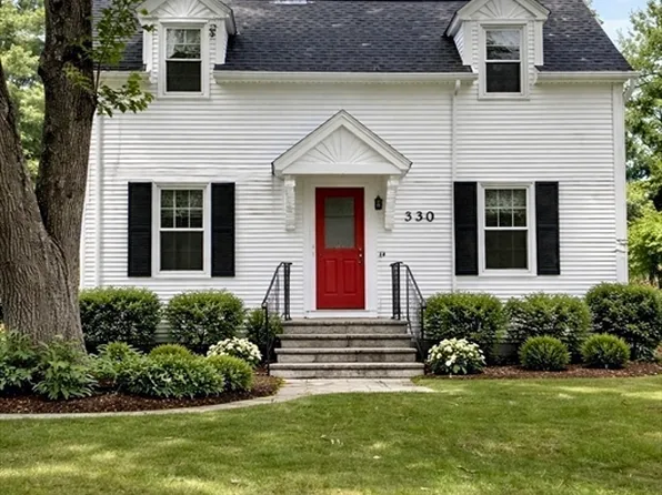 330 Newman Ave, Seekonk, MA 02771