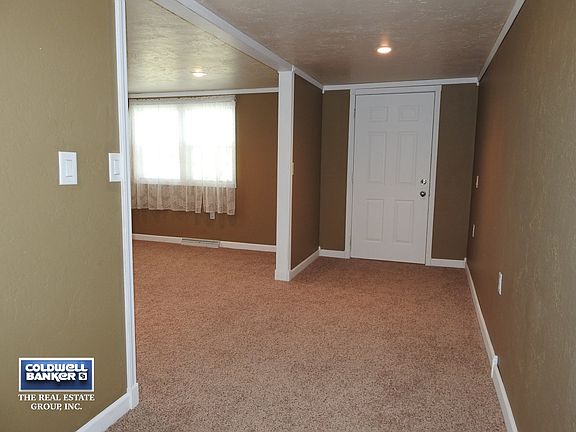 murdroom area