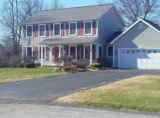 27 Blue Jay Way, Rexford, NY 12148