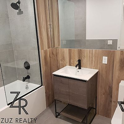4th image of 1404 Nostrand Ave #4A
