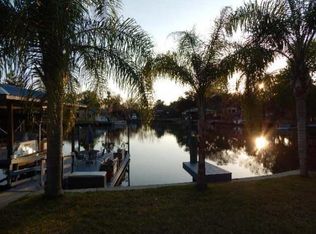 1520 SE Pinwheel Dr, Crystal River, FL 34429